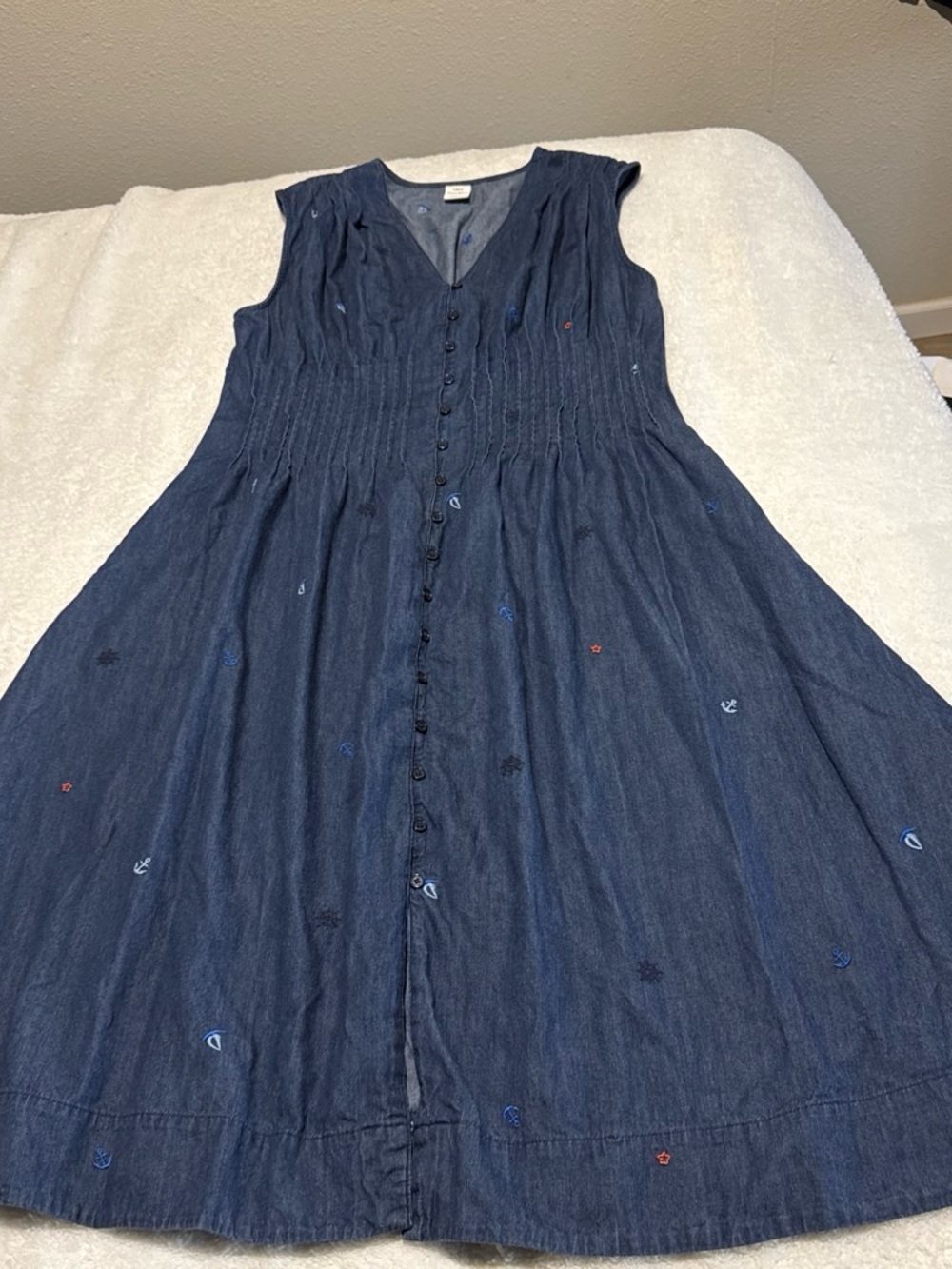 Button-Front Navy Midi Dress with Subtle Embroidery. Used once . Can fit XL.